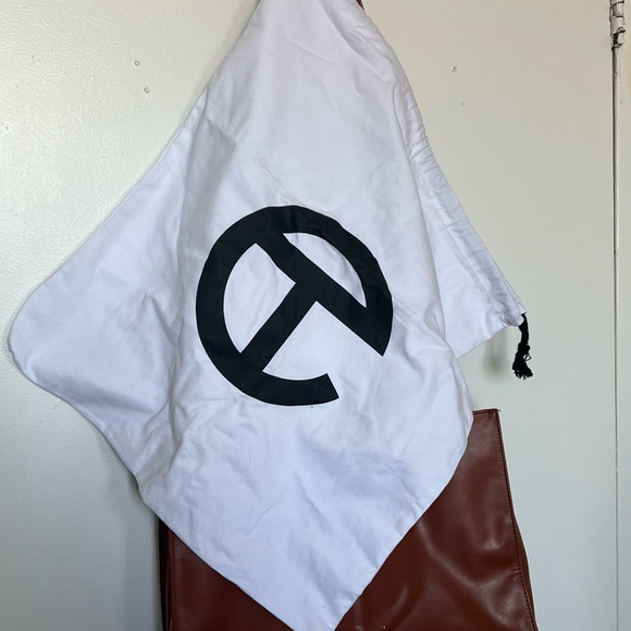 MEDIUM TAN TELFAR - Picture 2 of 4